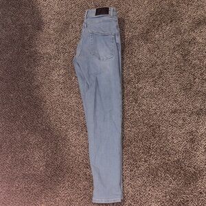 Classic Light Blue Skinny Jeans for Women